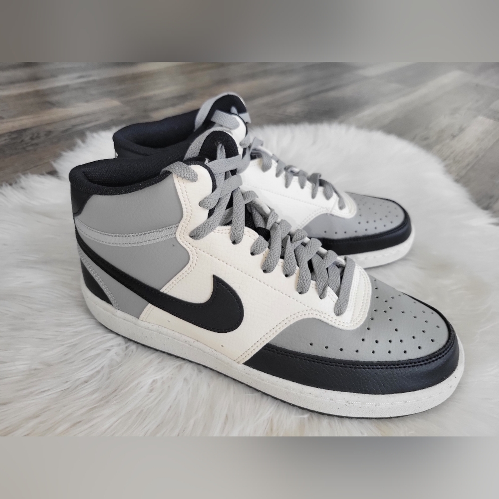 Nike Men's Black and Gray Mid-Top Sneakers Size 8.5